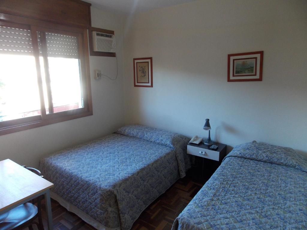 Hotel Porto Alegre Værelse billede